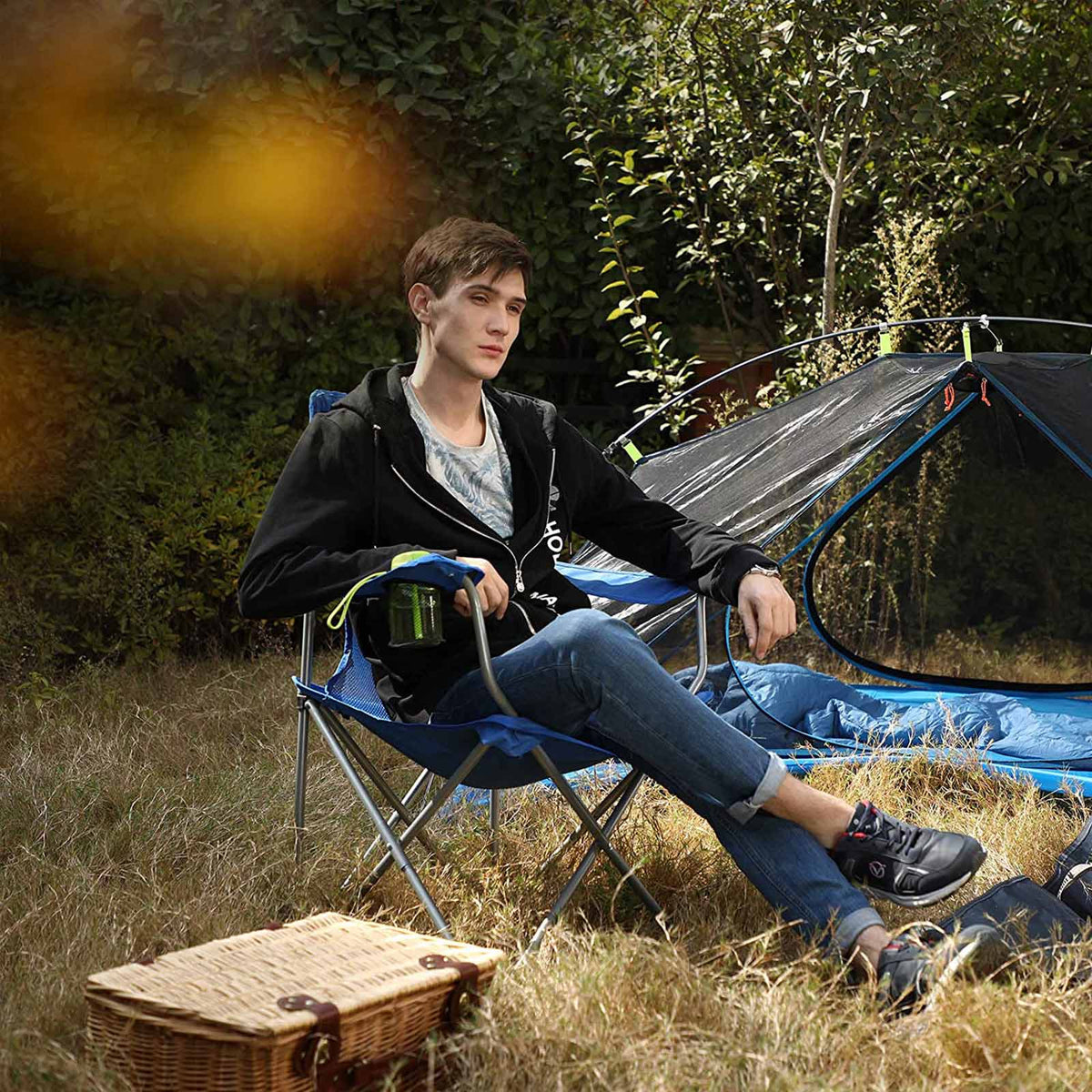 Campingstuhl – Klappbar – Komfortabel und stabil – Getränkehalter – Maximale Belastbarkeit 150 kg