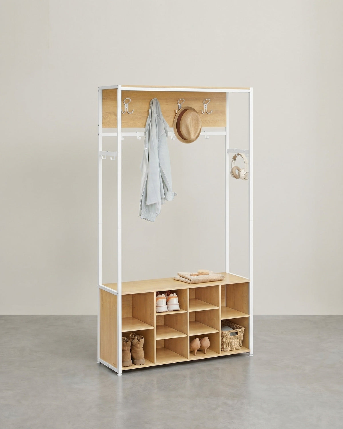 Garderobe mit Sitzbank und Schuhregal – Industriedesign – 4-in-1-Design