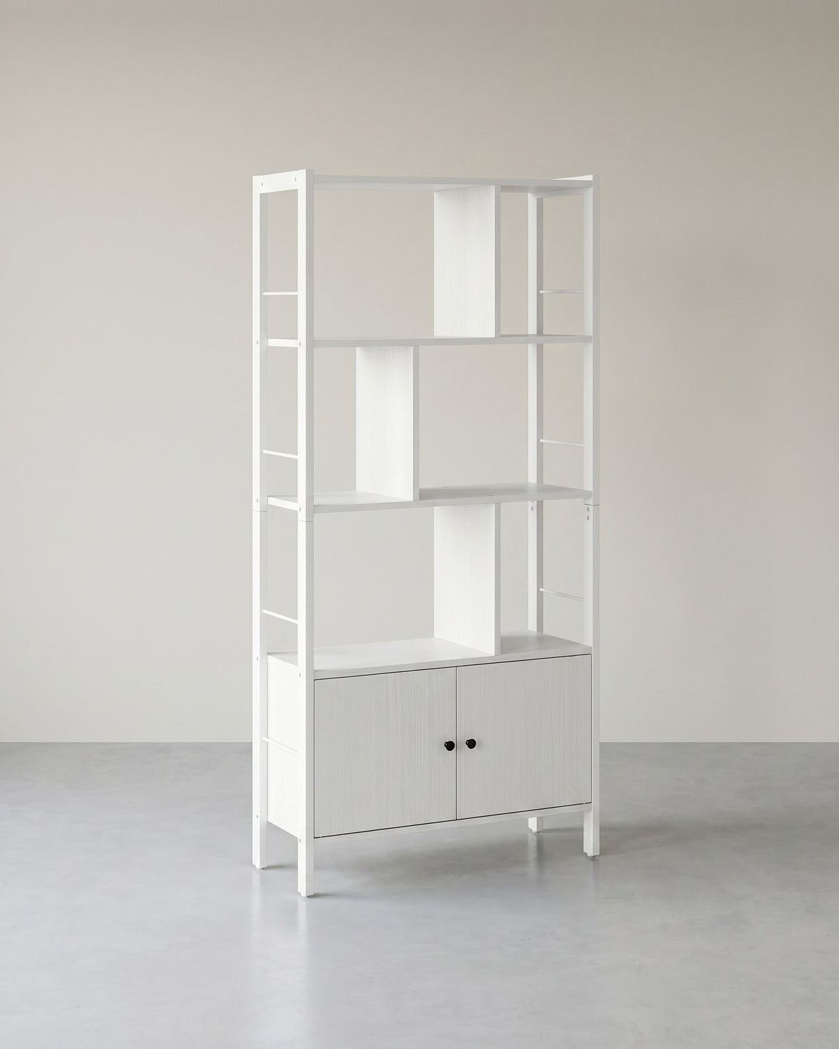 Bücherregal – Industriestil – Modernes Design – 4 Regalböden und Schrank mit Türen – 154,5 cm hoch