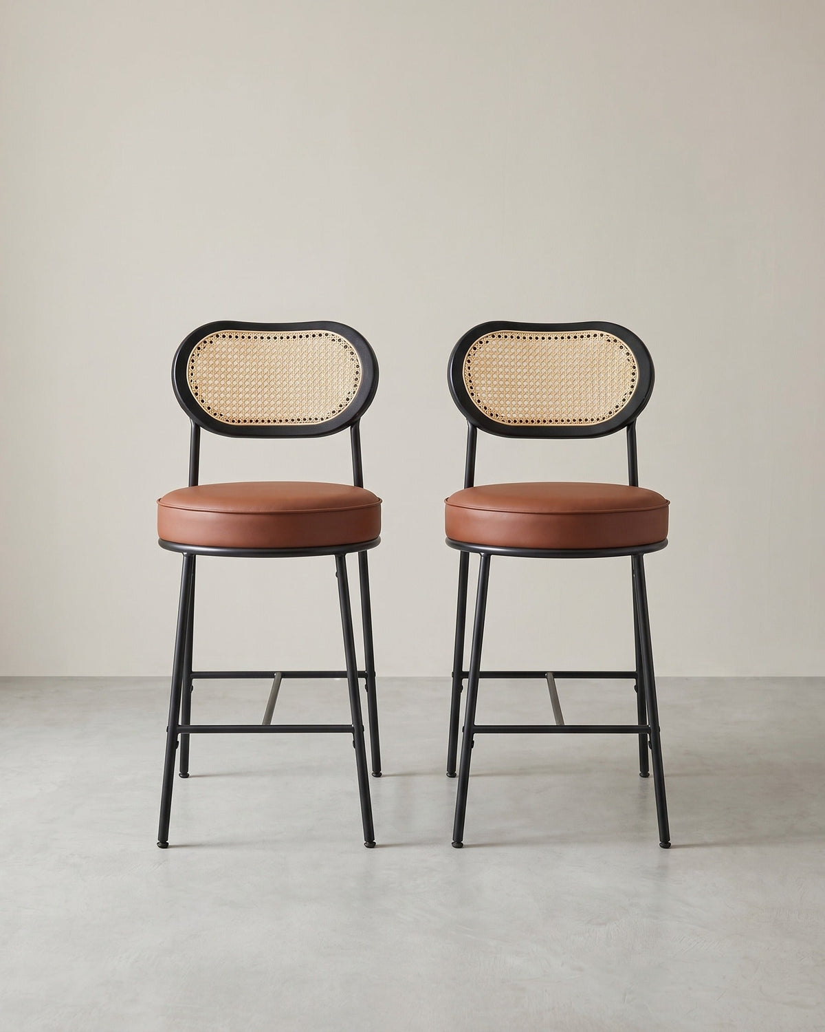 Barhocker 2er Set – BOHO Chic mit Rückenlehne in Rattanoptik – Hoher Sitzkomfort – Für Küche, Bar oder Insel