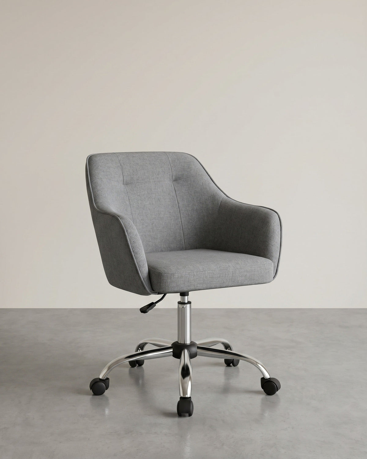 Bürostuhl mit Armlehnen – höhenverstellbar – bequeme Polsterung – 64 cm breit