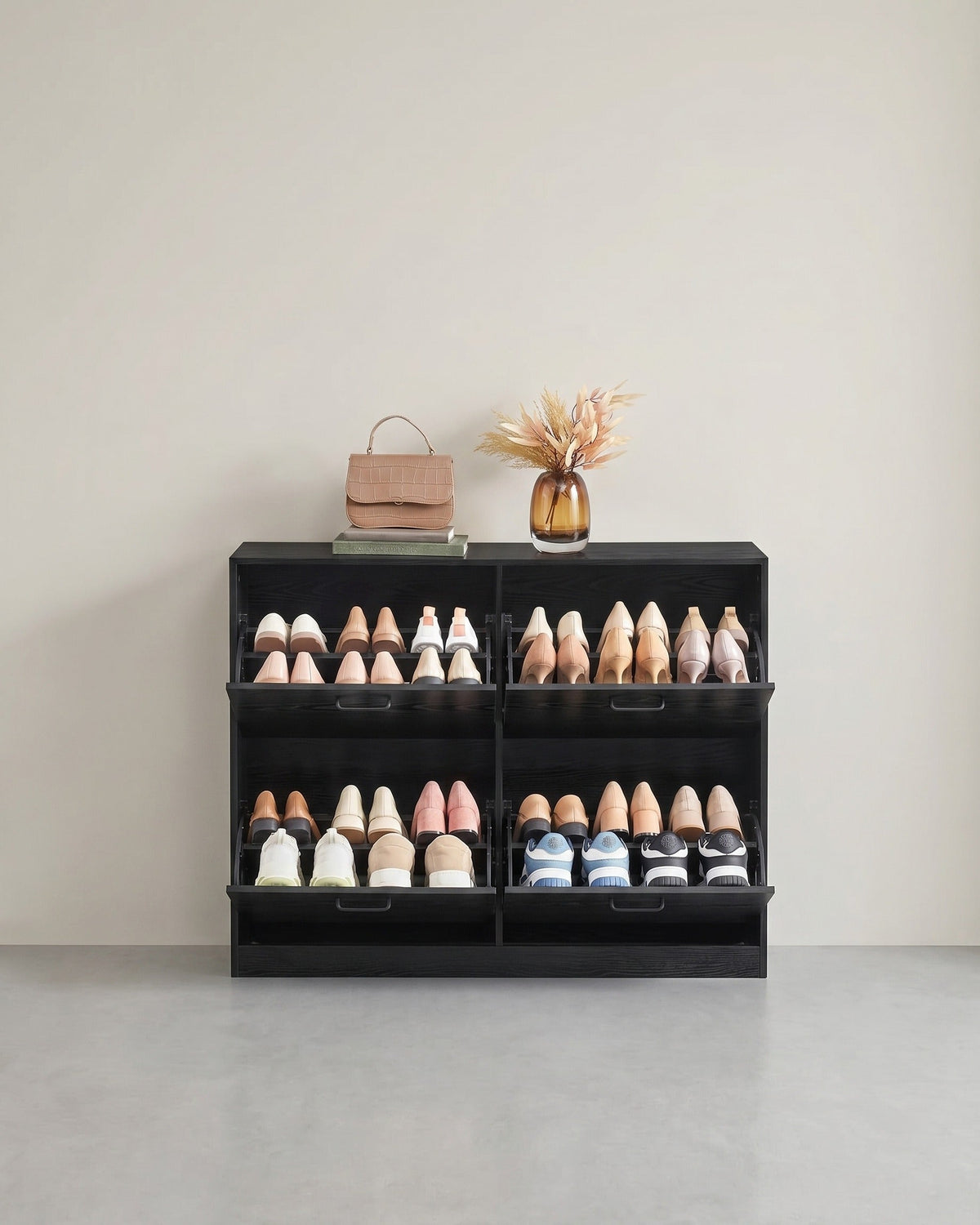 Schuhschrank mit 4 Klappen - schmale Bauform - verstellbare Fächer