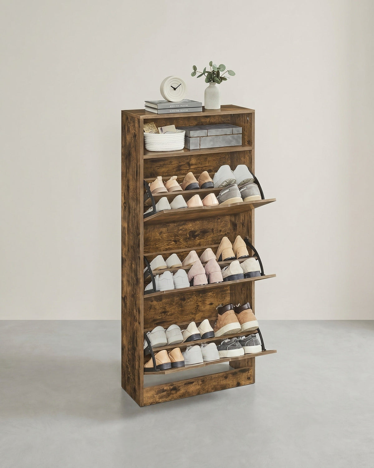 Schuhschrank – Für 14–18 Paar Schuhe – Schmale und hohe Ausführung – Verstellbare Aufteilung – 60 cm breit