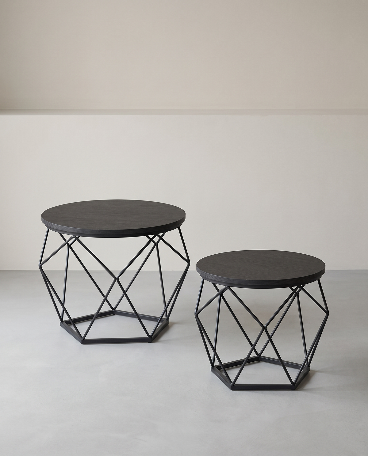 2er-Set runde Beistelltische – Modernes Design – Schwarz – Kompakt und multifunktional