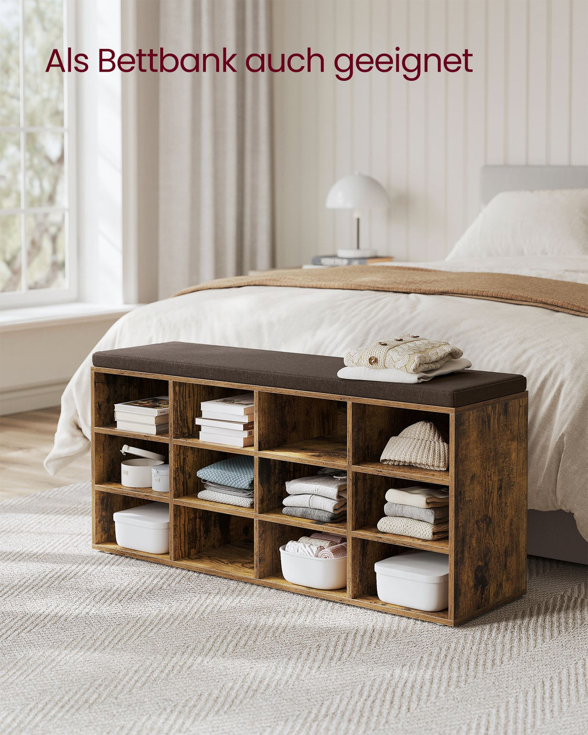 Aufbewahrungsboxen – Schuhbank mit Stauraum – 9 Fächer – Verstellbare Böden – 30,3 x 78,5 x 48 cm – Spanplatte – Schaumstoff – Leinenoptik-Bezug – Max. Belastbarkeit 136 kg