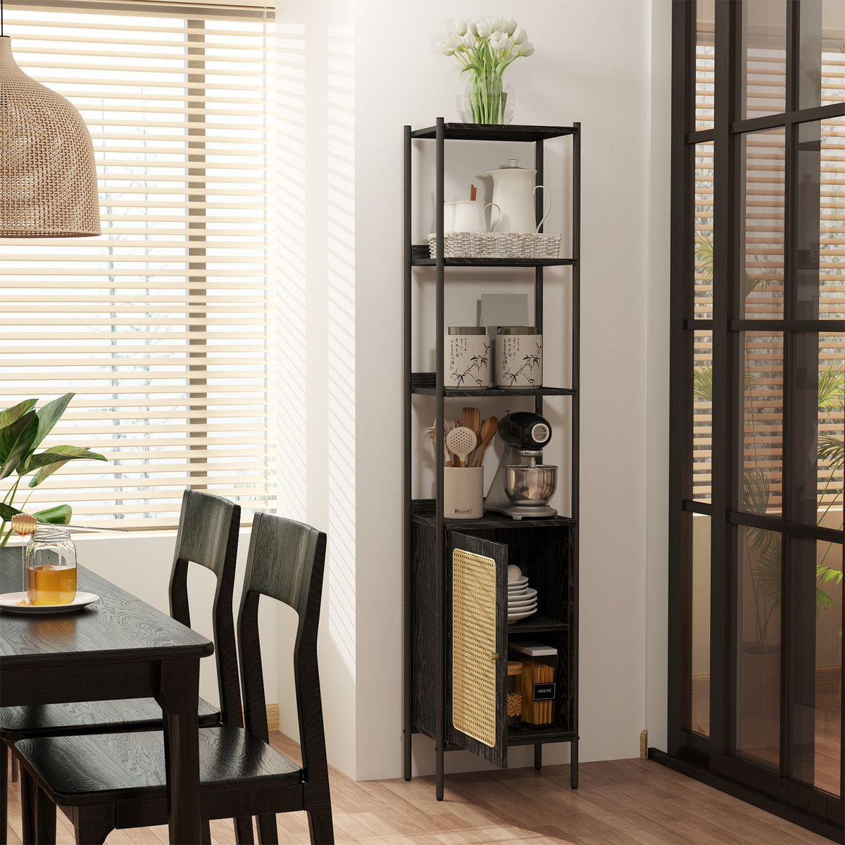 BOHO Bücherregal mit Rattantür – Schmales offenes Standregal – 174 cm hoch – Schwarzes Metall und Holz – Bis zu 60 kg belastbar