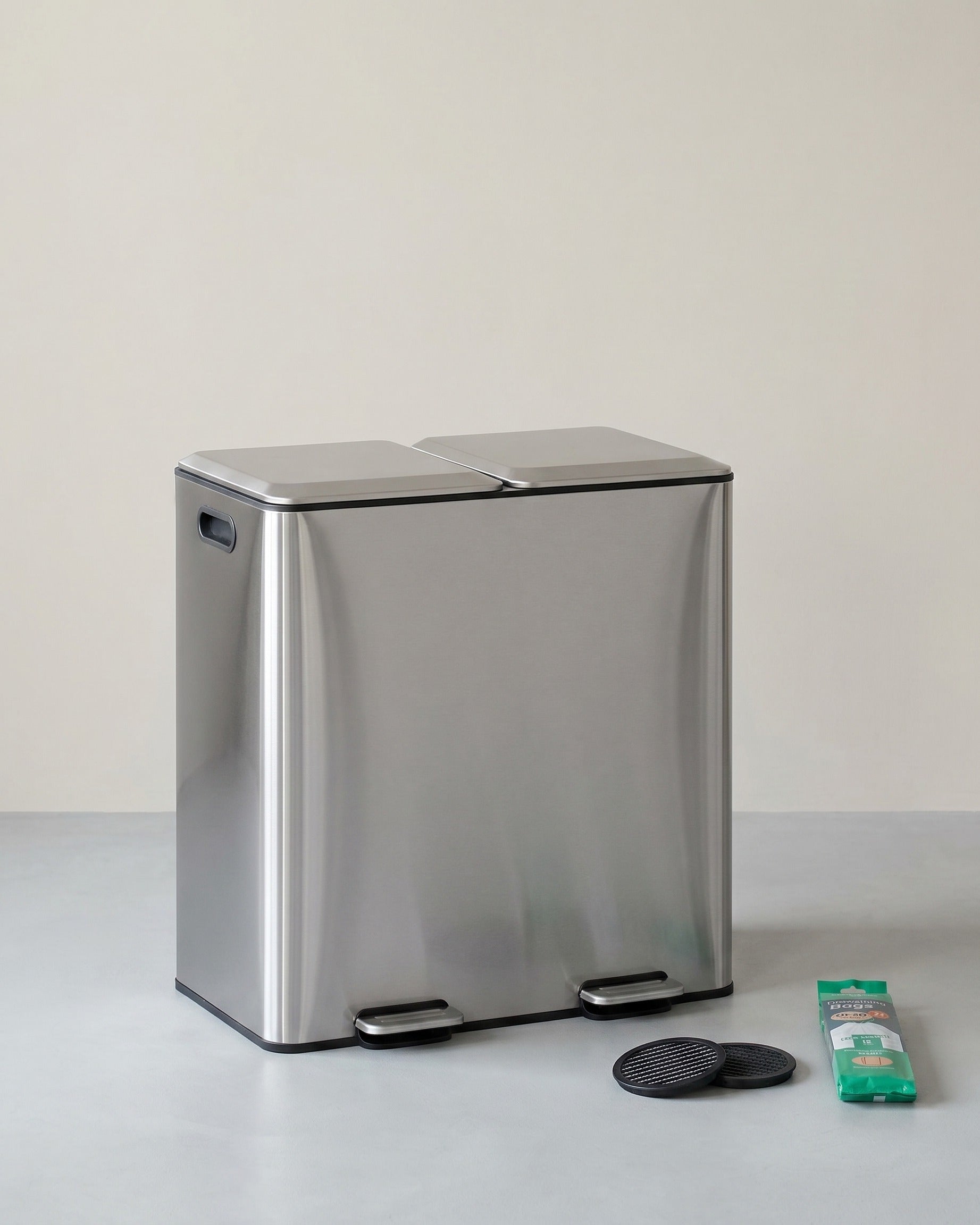 Abfalleimer mit 2 Kammern – Fußpedal – Deckel mit Soft-Close-Funktion – Geruchsfilter – 2 x 30 l – Stahl