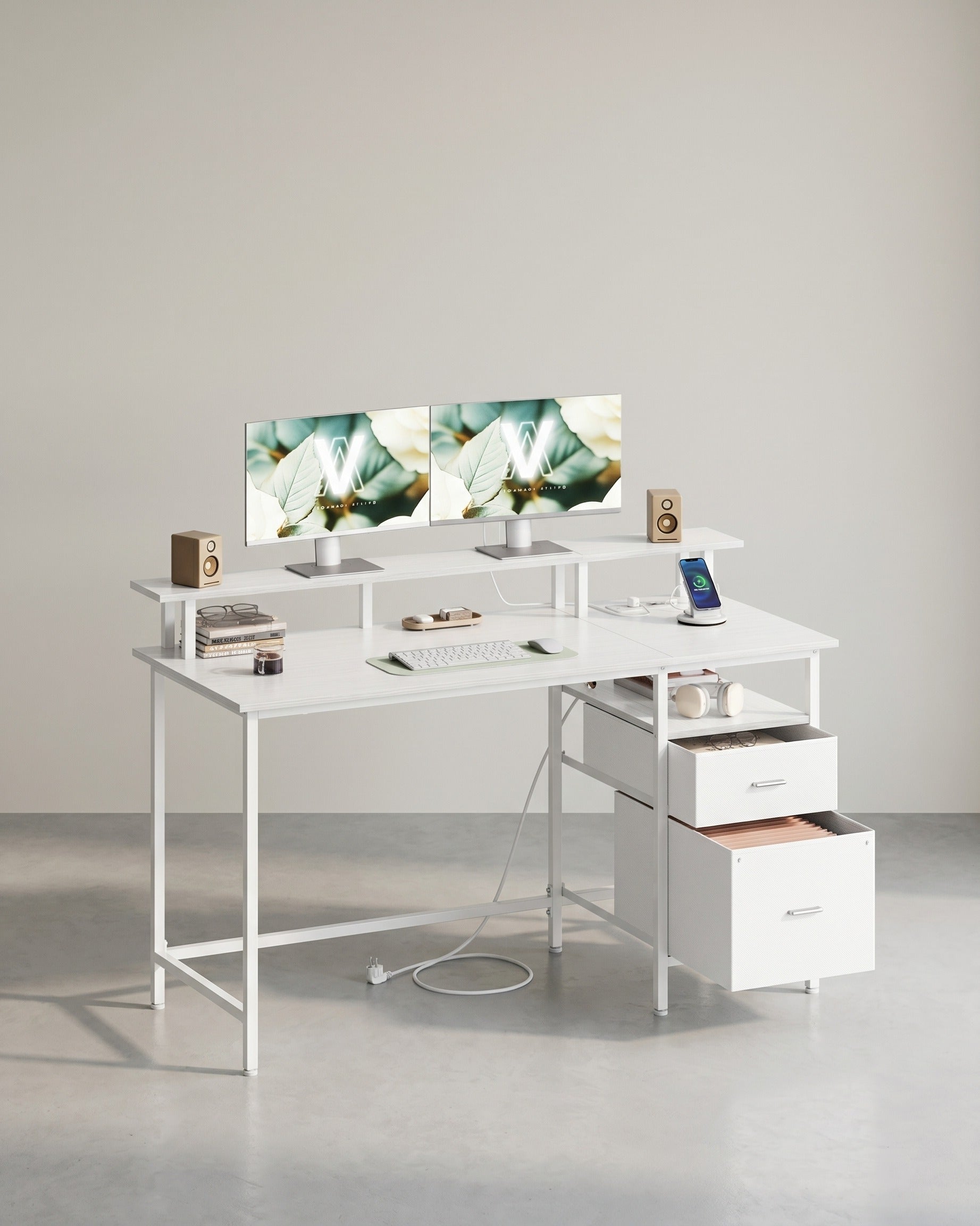 Schreibtisch mit LED-Beleuchtung - Computertisch mit USB und Steckdose