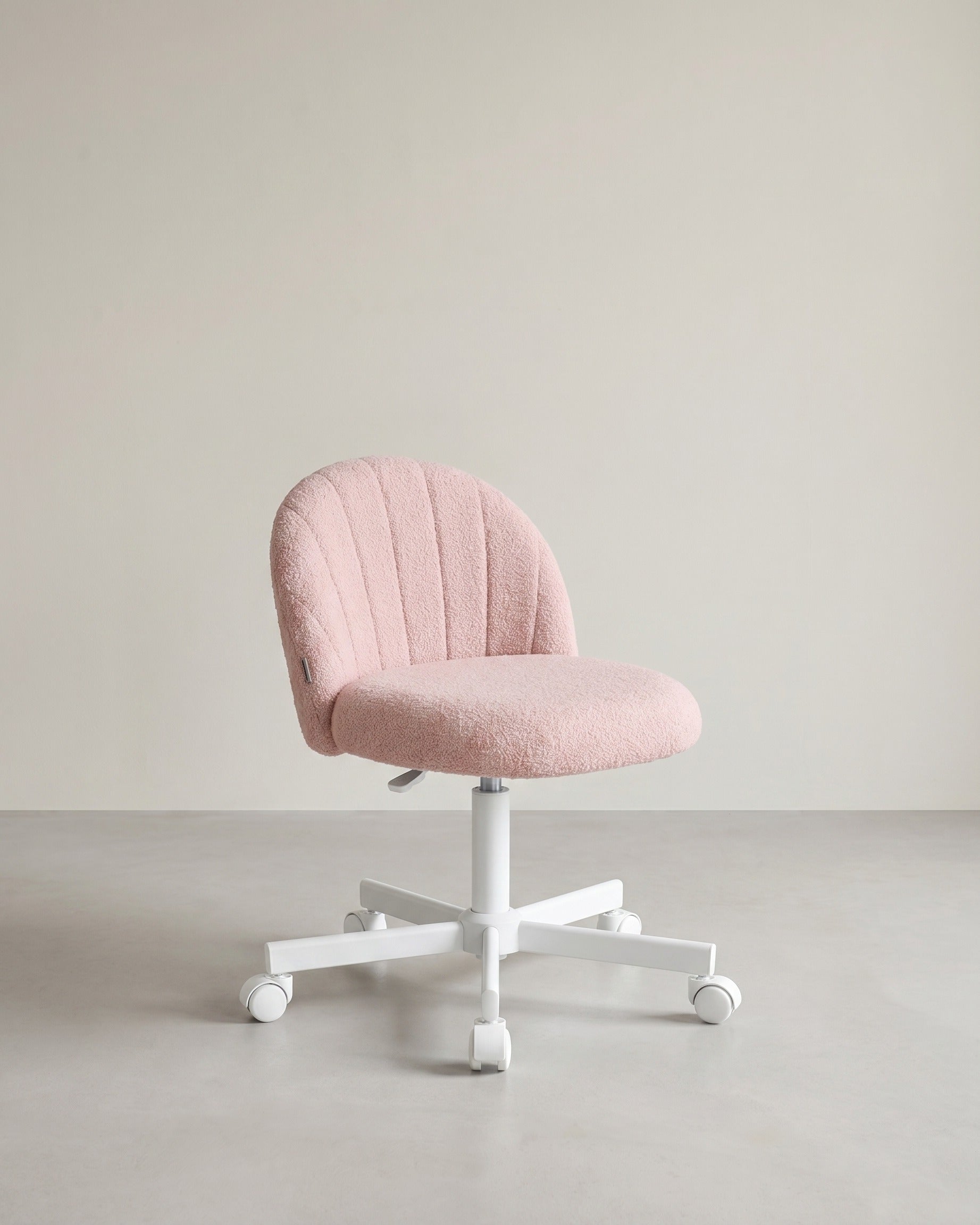 Drehstuhl – Kompaktes Design – Fleecebezug – Höhenverstellbar – 360°-Rollen – Ergonomische Rückenlehne