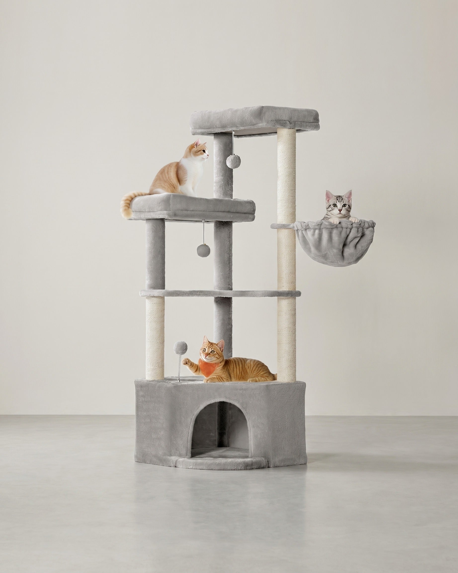 Katzenkratzbaum – mit Korb, Höhle und Spielbällen – 140 cm hoch