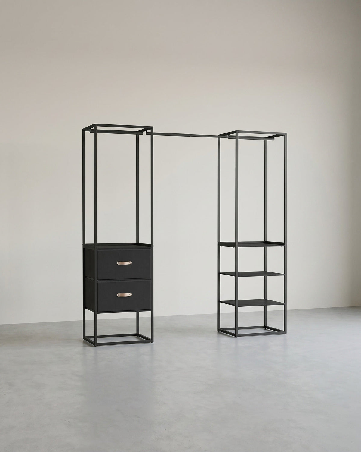 Offener Kleiderschrank mit verstellbarem Design – praktisch und robust